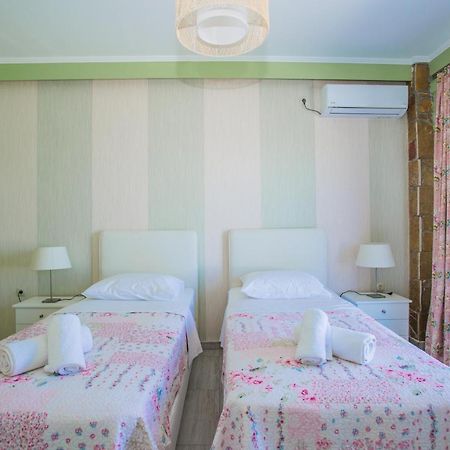 Laura Beach House Alikész Kültér fotó