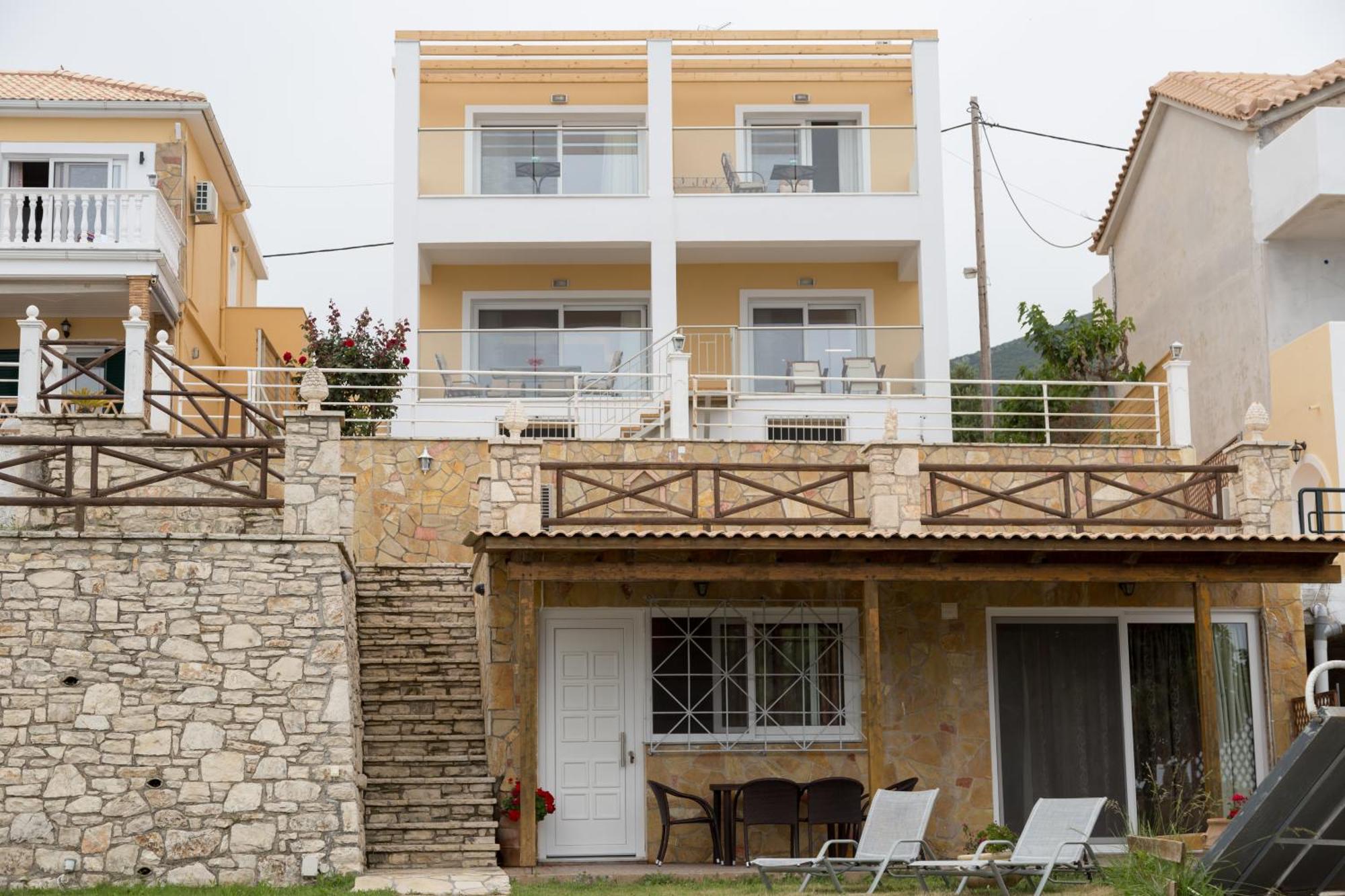 Laura Beach House Alikész Kültér fotó