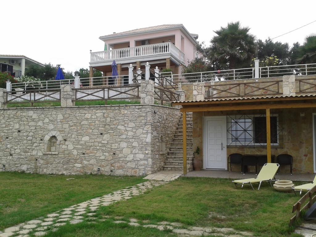 Laura Beach House Alikész Kültér fotó