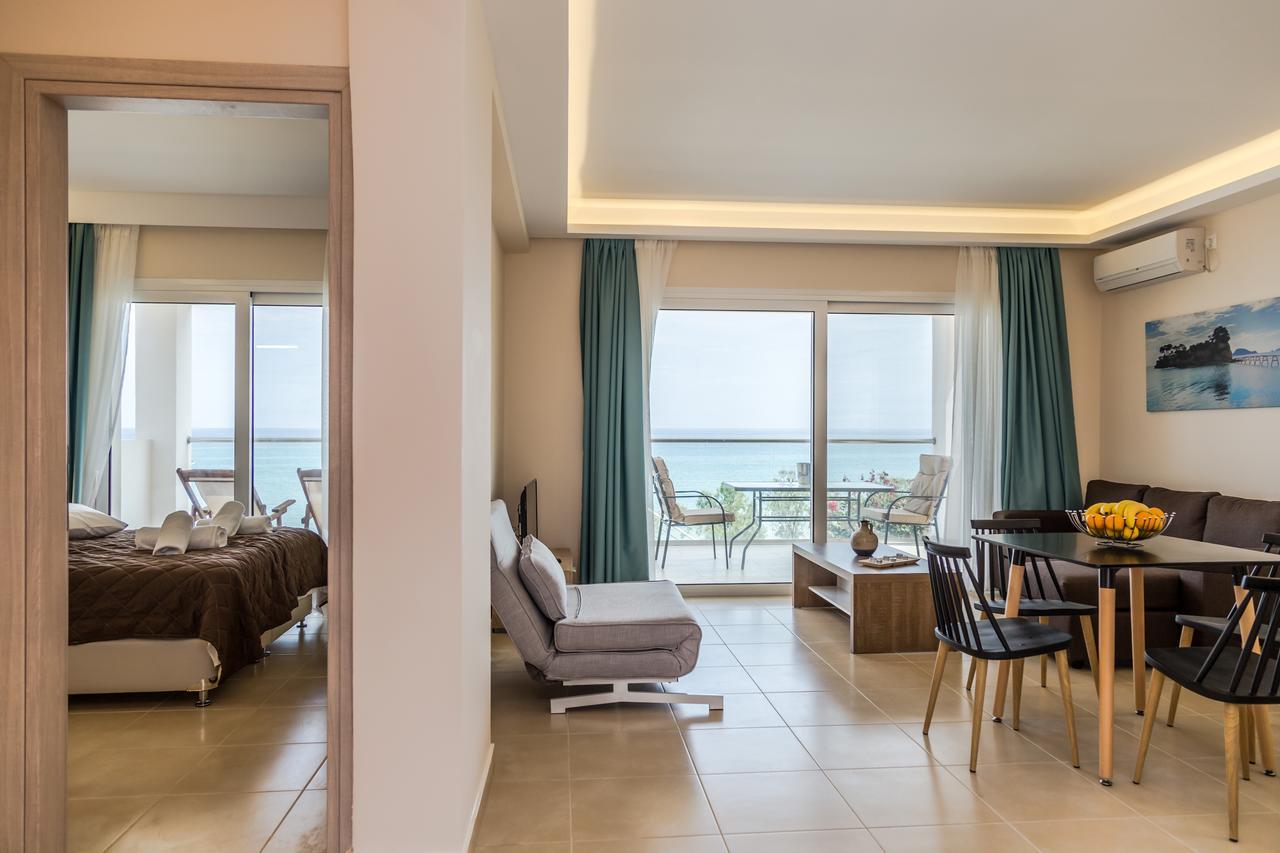 Laura Beach House Alikész Kültér fotó