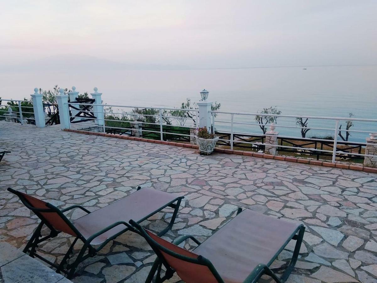Laura Beach House Alikész Kültér fotó