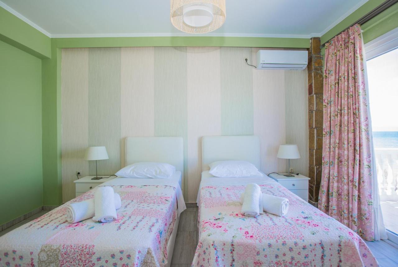 Laura Beach House Alikész Kültér fotó